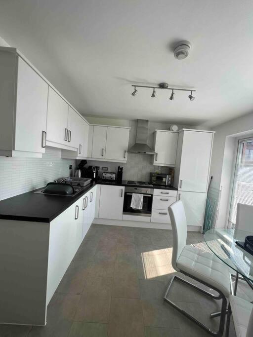 City Centre 2 Bed Apartment Chester Exterior foto